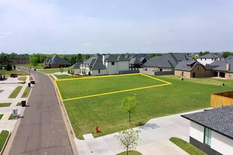13001 Rivendell Dr, Oklahoma City, OK 73170