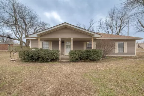 119 E Washington St, Crescent, OK 73028