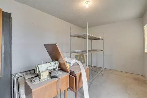 119 E Washington St, Crescent, OK 73028 photo 42