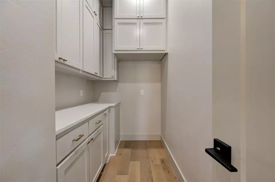 Other - 3825 Stone Hill Ln, Edmond, OK 73034 photo 2 of 6