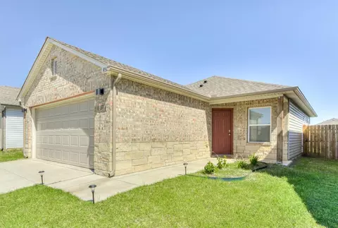 9517 NW 118th St, Yukon, OK 73099