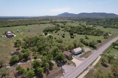 State Hwy 115, Medicine Park, OK 73557