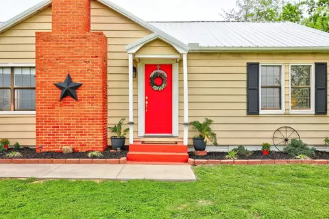 19206 Coker Rd, Shawnee, OK 74801