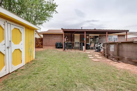 1841 Gale St, Moore, OK 73160 photo 17