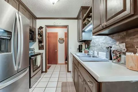 1841 Gale St, Moore, OK 73160 photo 7