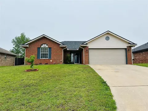 4315 Eric Dr, Shawnee, OK 74804