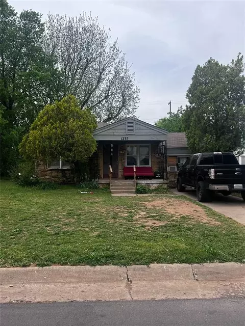 1237 N Staton Dr, Oklahoma City, OK 73111