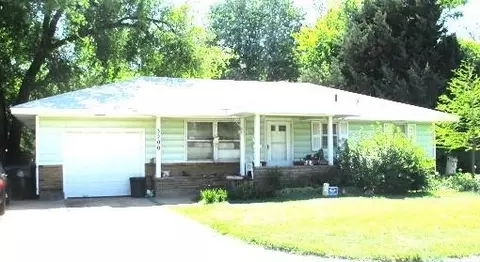 3200 N Holman Ct, Midwest City, OK 73110