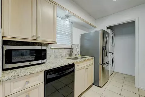 11417 N May Ave #A, Oklahoma City, OK 73120