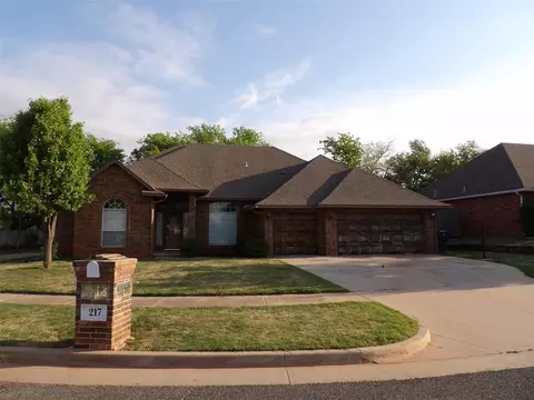 217 NW 160 St, Edmond, OK 73013