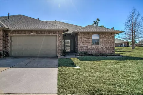 16121 Sonoma Dr, Edmond, OK 73013