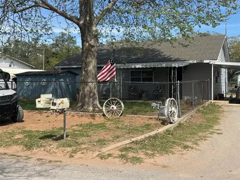 603 N Pioneer, Fort Cobb, OK 73038
