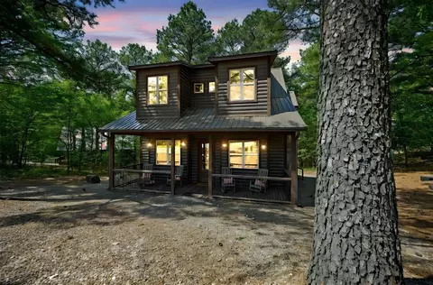 496 Mountain Pine Trl, Broken Bow, OK 74728