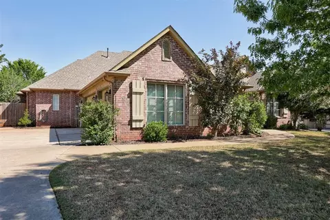 917 Wb Meyer Pkwy, Edmond, OK 73025