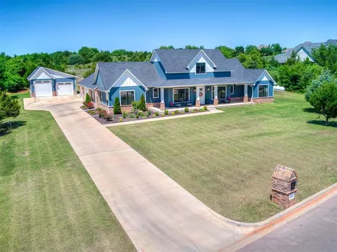 3345 Red Ridge Dr, Blanchard, OK 73010