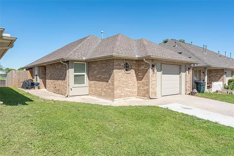 4333 Huntly Dr, Del City, OK 73115