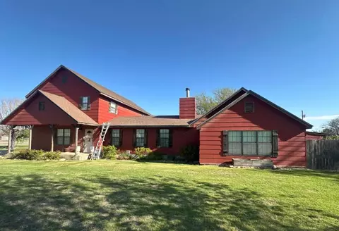 605 2nd St, Chattanooga, OK 73528