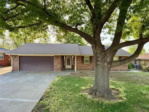 716 N Brewer Ave, Hydro, OK 73048