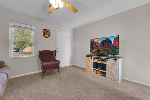 908 S Oak Ave, Erick, OK 73645 photo 17