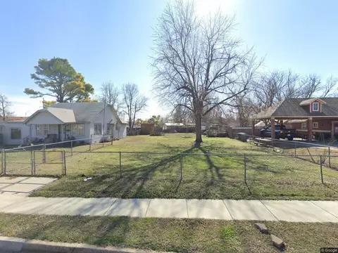 2116 SW 27th St, Oklahoma City, OK 73108
