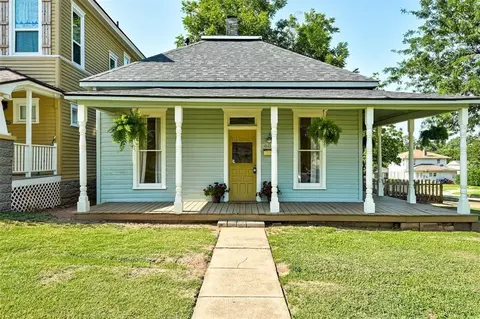 601 E Cleveland Ave, Guthrie, OK 73044