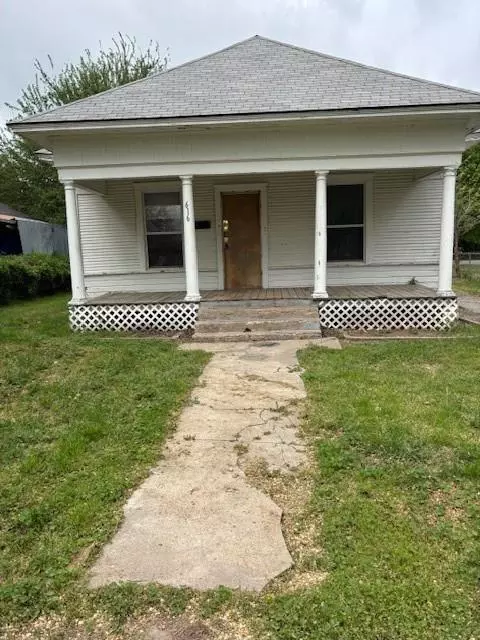 616 S Ellison Ave, El Reno, OK 73036