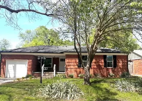 1005 E Louisiana St, Norman, OK 73071