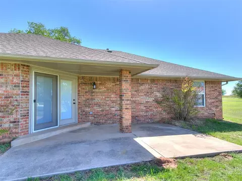 623 N Richland Rd, Tuttle, OK 73089 photo 24