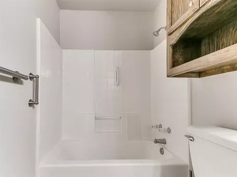 623 N Richland Rd, Tuttle, OK 73089 photo 21