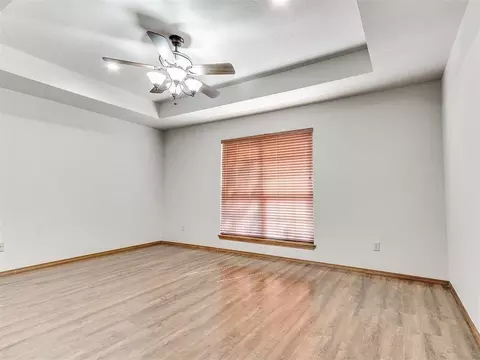 623 N Richland Rd, Tuttle, OK 73089 photo 10