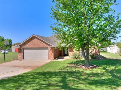 623 N Richland Rd, Tuttle, OK 73089 photo 2