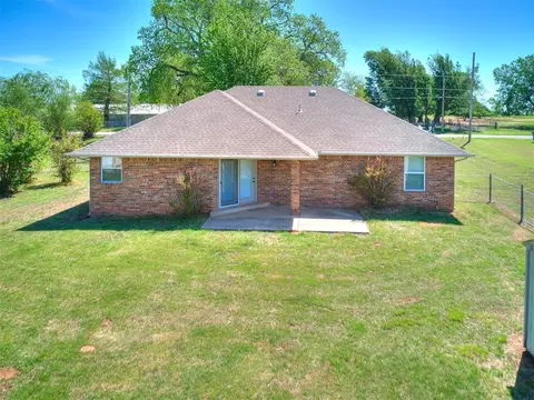 623 N Richland Rd, Tuttle, OK 73089 photo 23