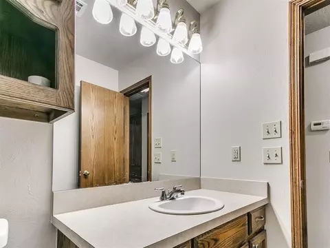 623 N Richland Rd, Tuttle, OK 73089 photo 20