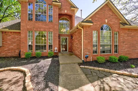 3316 Round Barn Rd, Edmond, OK 73034
