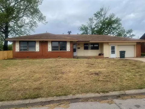 600 N Congress Ave, Clinton, OK 73601