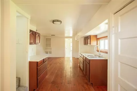 Entry Way - Undisclosed, Crescent, OK 73028 photo 1 of 2