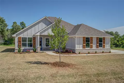 11033 Black Lion Ct, Blanchard, OK 73010