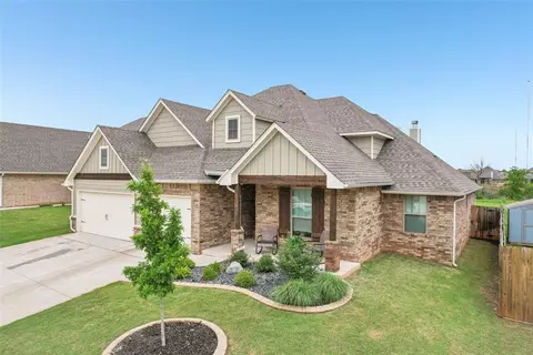 3320 Lola Ct, Moore, OK 73160 photo 2