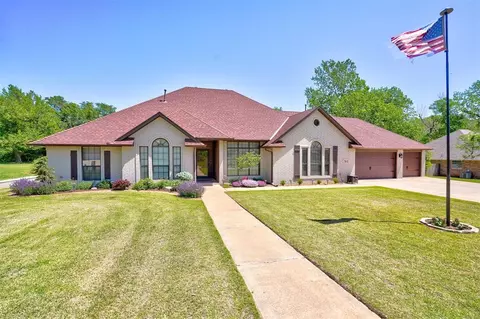 7912 Westwood Ln, Oklahoma City, OK 73169