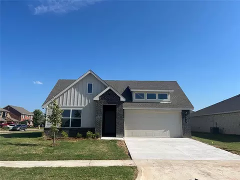 8417 NW 61st St, Oklahoma City, OK 73132