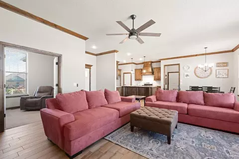 1019 Whispering Meadows Ln, Tuttle, OK 73089 photo 10