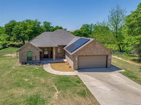 687 Oak Park Dr, Choctaw, OK 73020