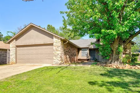 16304 Coronado Dr, Edmond, OK 73013