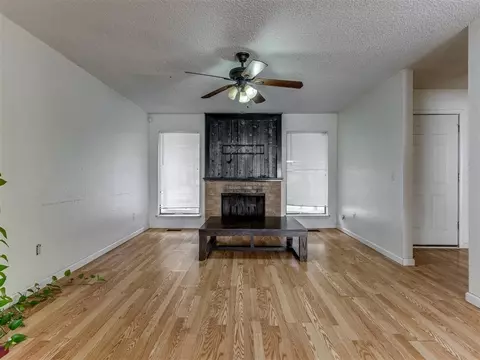3800 Southwind Ct, Oklahoma City, OK 73179
