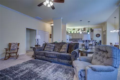 Undisclosed, Edmond, OK 73013 photo 7