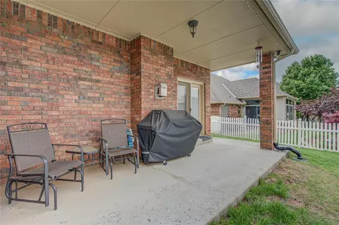 Undisclosed, Edmond, OK 73013 photo 34