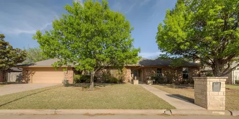 12512 Arrowhead Dr, Oklahoma City, OK 73120