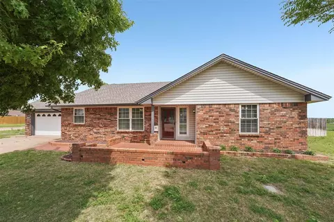 1609 Harvey Brown Dr #9, Kingfisher, OK 73750