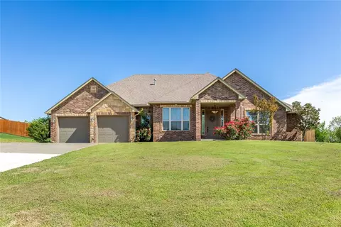 1227 Oaktree Dr, Purcell, OK 73080