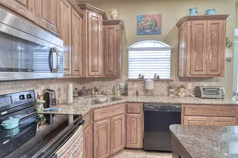 908 County Street 2932, Tuttle, OK 73089 photo 8
